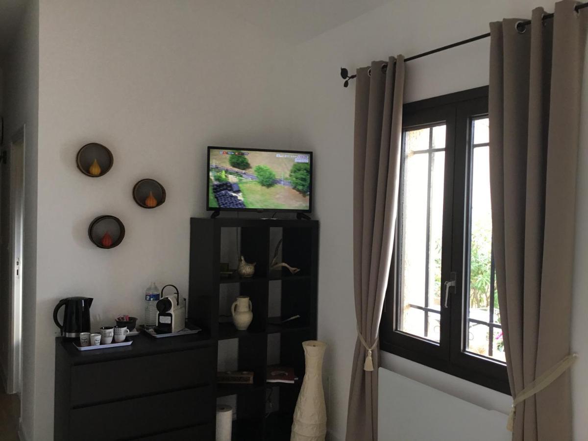 Apartmán Petit Cocon Dans Le Luberon Lauris Exteriér fotografie